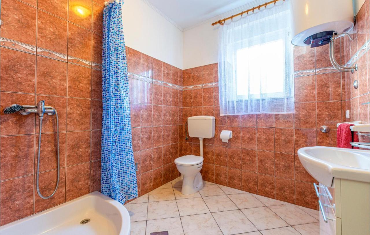 Stunning Apartment In Duce With Wifi מראה חיצוני תמונה